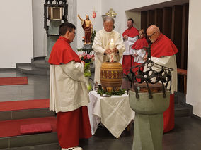 Lumen Christi - Aufersehungsmesse in Heilig Kreuz